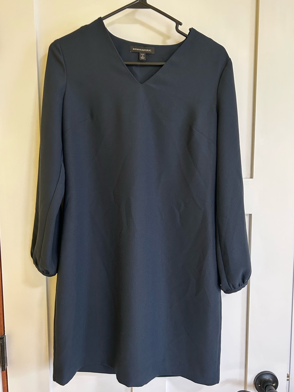 Banana Republic Navy V-Neck Long Sleeve Shift Dress